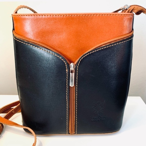 VERA PELLE Leather Made in Italy Small Zipper Crossbody Shoulder Bag - Picture 2 of 7
